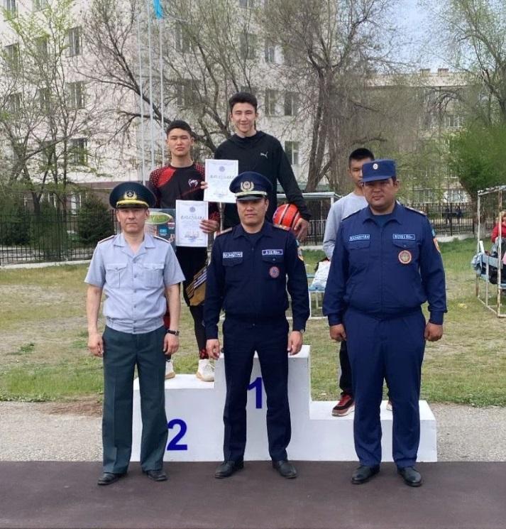 "Жас құтқарушылар" жасағы қалалық өрттен құтқару спорты жарысында ІІ орын!